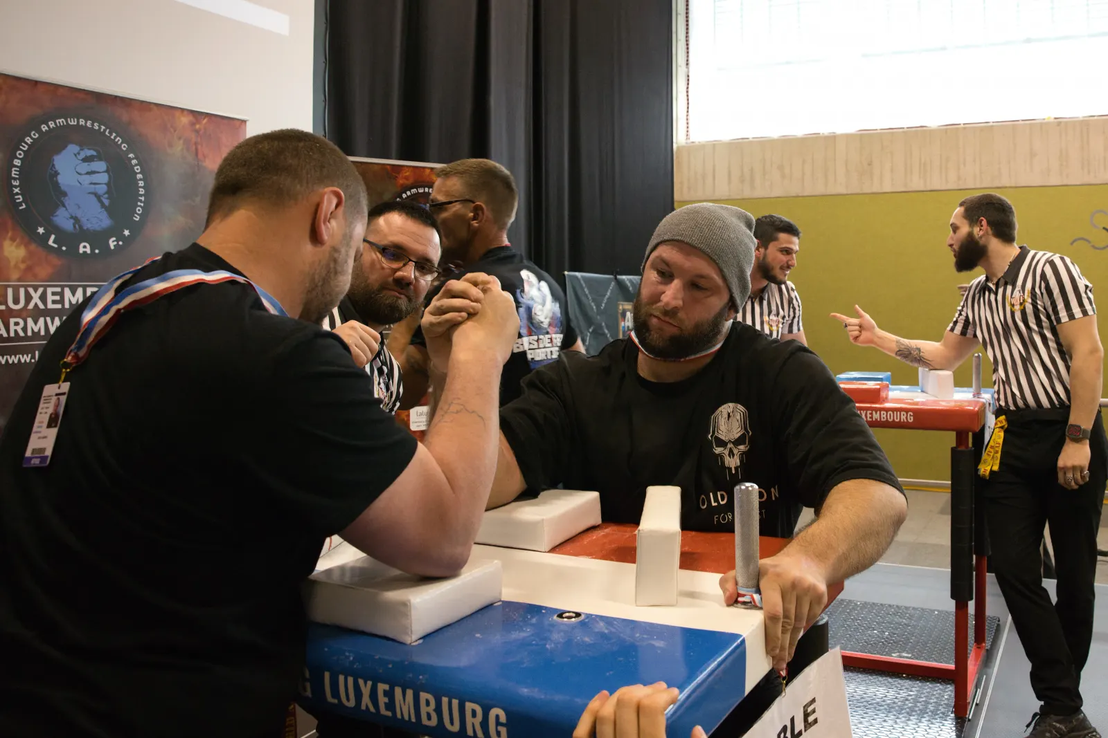 Compétition officielle de bras de fer au Luxembourg — Luxembourg Armwrestling Competition